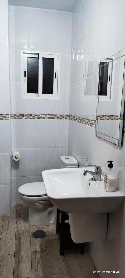 Malaga Playa,Centro ,Bus Y Metro Apartment Екстериор снимка