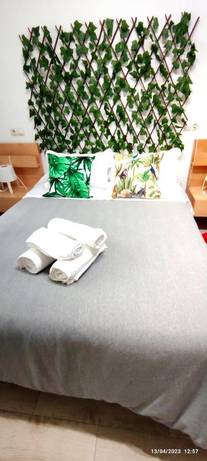 Malaga Playa,Centro ,Bus Y Metro Apartment Екстериор снимка